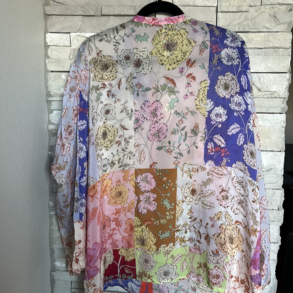 Johnny Was Cosmo Lauren Button-Down Shirt - Picture 3 of 11
